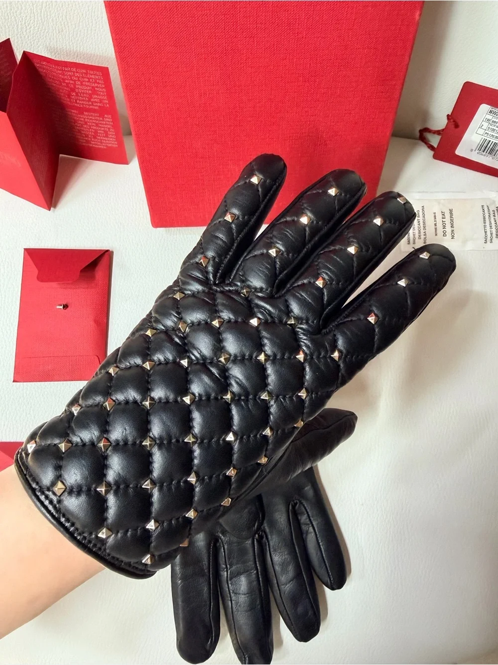 Coveted Valentino Black Quilted Leather Gloves Rockstud Full Box Set Like New